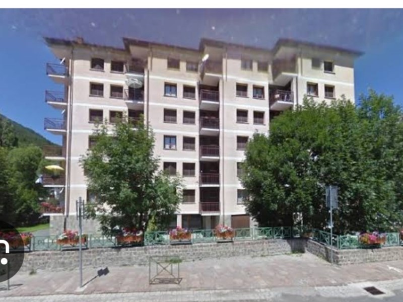 Bilocale in Affitto a Oulx, zona centro, 1'200&euro;, 50 m², arredato