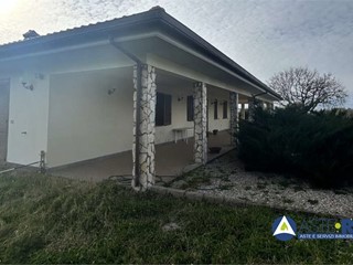 Appartamento in Vendita a Viterbo, 248'906&euro;, 445 m²