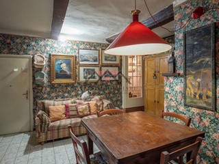 Quadrilocale in Vendita a Pomarance, 49'000&euro;, 70 m², arredato