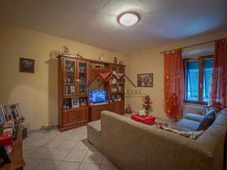 Quadrilocale in Vendita a Pomarance, 70'000&euro;, 72 m², arredato