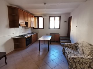 Trilocale in Vendita a Palaia, zona Forcoli, 65'000&euro;, 50 m², arredato
