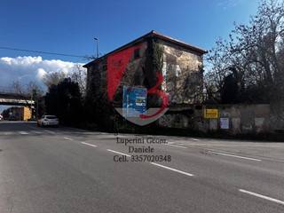 Appartamento in Vendita a Pisa, 690'000&euro;, 667 m²