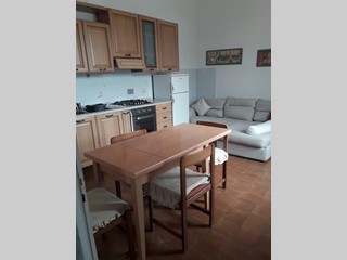 Quadrilocale in Affitto a Carrara, zona Nazzano, 750&euro;, 85 m², arredato