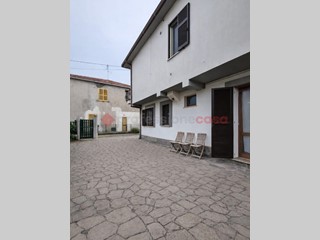 Quadrilocale in Vendita a Alatri, 115'000&euro;, 120 m²