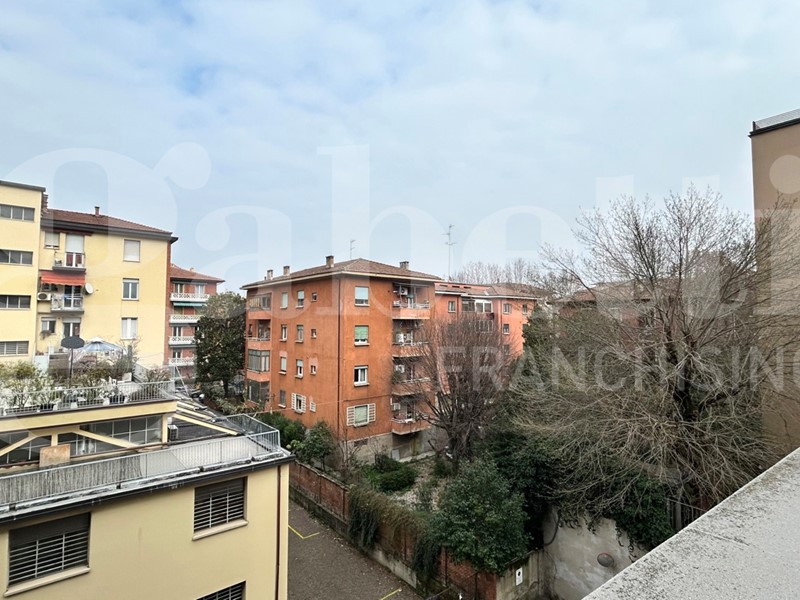 Quadrilocale in Vendita a Bologna, 415'000&euro;, 100 m²