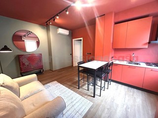 Bilocale in Affitto a Verona, 860&euro;, 55 m², arredato