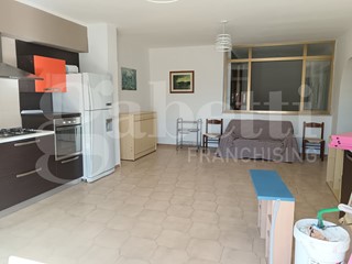 Trilocale in Vendita a Squillace, 38'000&euro;, 87 m²