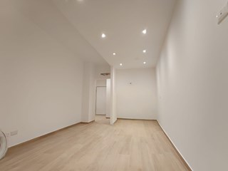 Trilocale in Vendita a Sanremo, zona Centro, 239'000&euro;, 60 m²