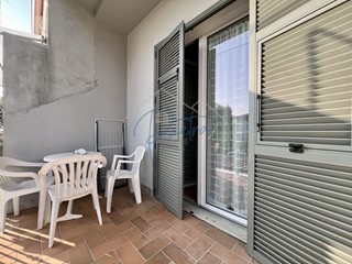 Quadrilocale in Affitto a Massa, zona Ronchi, 1'000&euro;, 130 m², arredato