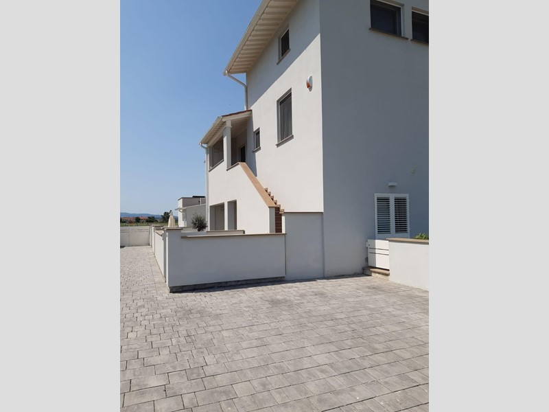 Quadrilocale in Vendita a Pontedera, zona La Borra, 240'000&euro;, 109 m², arredato
