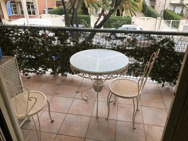 Bilocale in Vendita a Camaiore, zona Lido di Camaiore, 350'000&euro;, 70 m², arredato