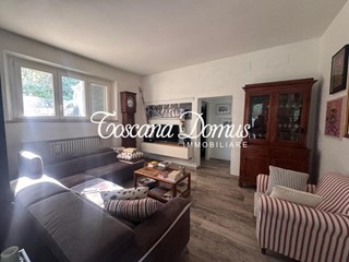 Appartamento in Vendita a Monteriggioni, zona Santa Colomba, 330'000&euro;, 130 m², arredato