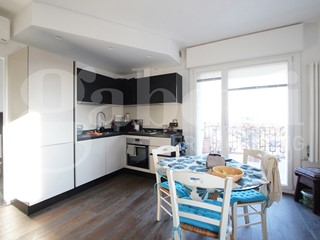 Bilocale in Vendita a Venezia, 160'000&euro;, 55 m², con Box