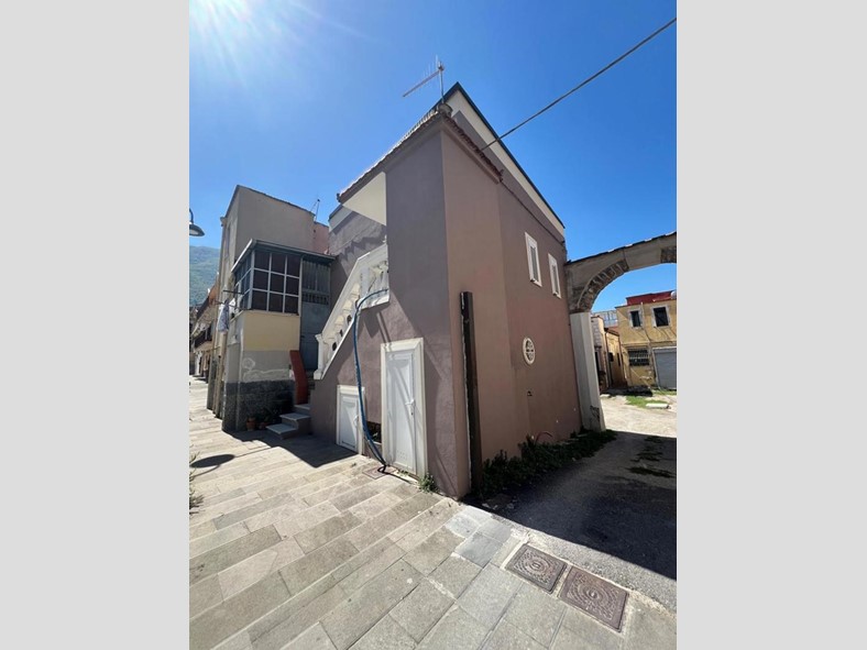 Bilocale in Vendita a Nocera Inferiore, 65'000&euro;, 35 m², arredato