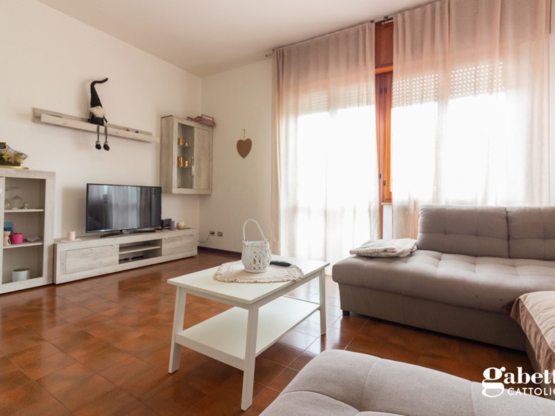 Appartamento in Vendita a Cattolica, 275'000&euro;, 136 m², con Box