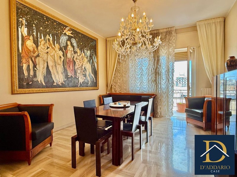 Appartamento in Vendita a Taranto, 219'000&euro;, 150 m²