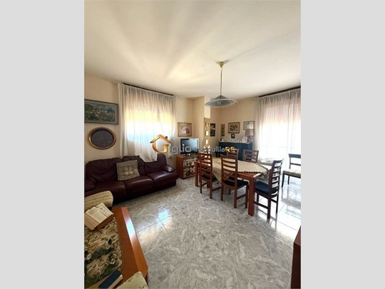 Quadrilocale in Vendita a Orta di Atella, 250'000&euro;, 115 m²