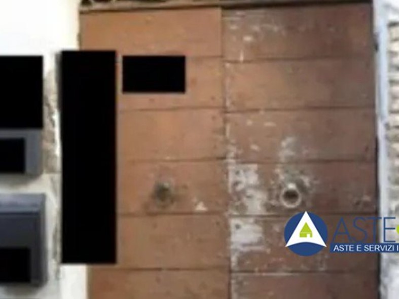 Bilocale in Vendita a Nepi, 18'000&euro;, 42 m²