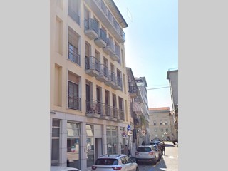 Quadrilocale in Vendita a Voghera, 35'775&euro;, 85 m²