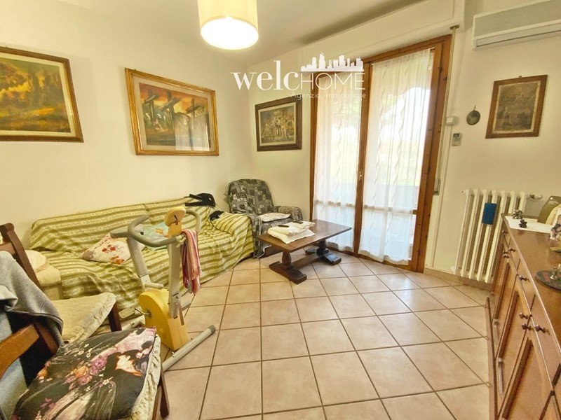 Quadrilocale in Vendita a Campi Bisenzio, 245'000&euro;, 83 m², con Box