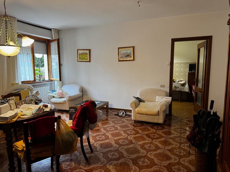 Quadrilocale in Vendita a Calci, 250'000&euro;, 85 m², con Box