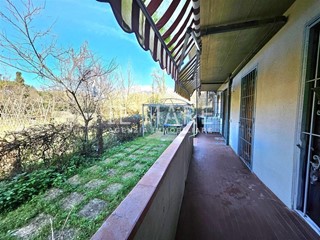 Quadrilocale in Vendita a Massa, zona Ronchi, 240'000&euro;, 70 m², arredato