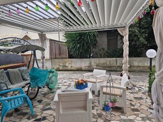 Appartamento in Vendita a Campiglia Marittima, zona Venturina Terme, 250'000&euro;, 100 m², arredato