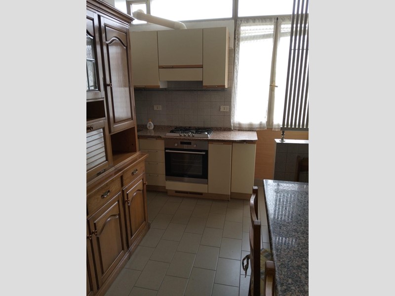 Quadrilocale in Vendita a Carrara, zona Nazzano, 185'000&euro;, 120 m²