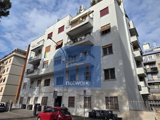 Bilocale in Vendita a Roma, 179'000&euro;, 65 m²