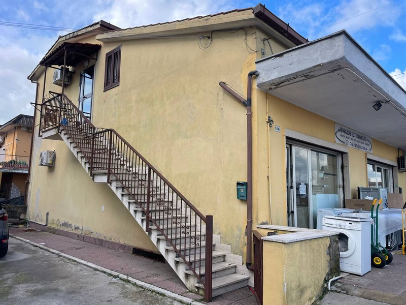 Bilocale in Vendita a Anguillara Sabazia, 74'000&euro;, 60 m²