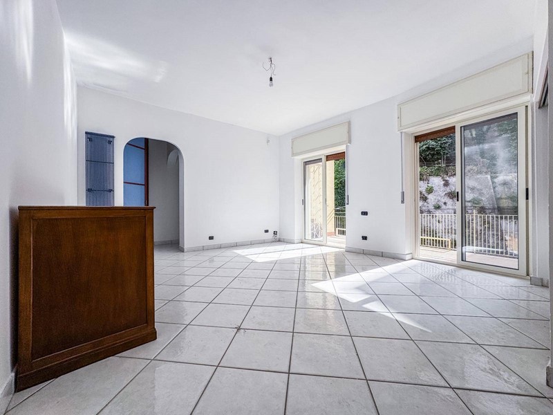 Bilocale in Vendita a Napoli, 298'000&euro;, 68 m²