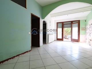 Appartamento in Vendita a Martinsicuro, 85'000&euro;, 88 m²