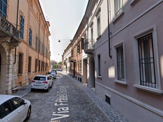 Appartamento in Vendita a Mantova, 250'000&euro;, 180 m²