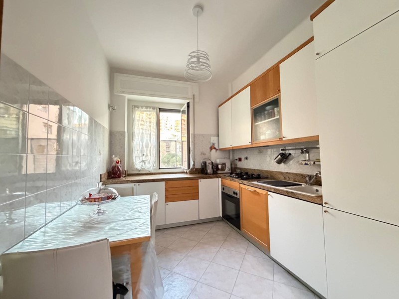 Appartamento in Vendita a Genova, 119'000&euro;, 83 m²