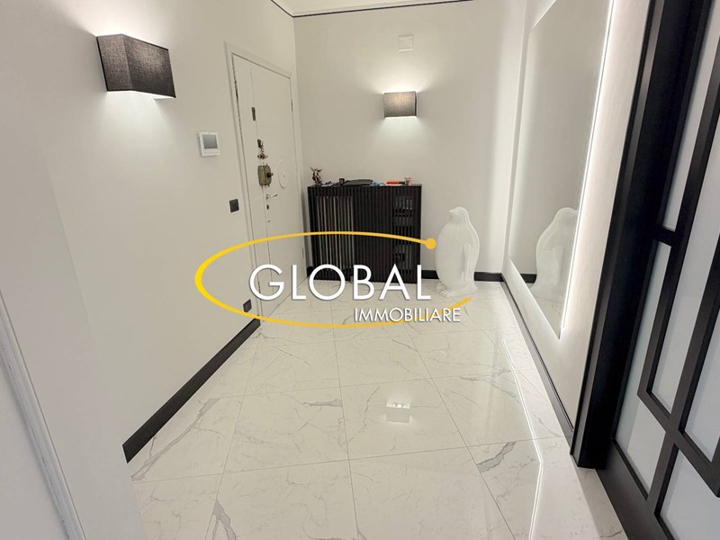 Attico in Vendita a Ancona, 198 m²