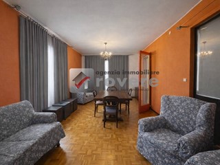 Appartamento in Vendita a Treviso, 230'000&euro;, 174 m²