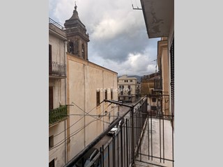 Trilocale in Vendita a Carini, 60'000&euro;, 82 m²