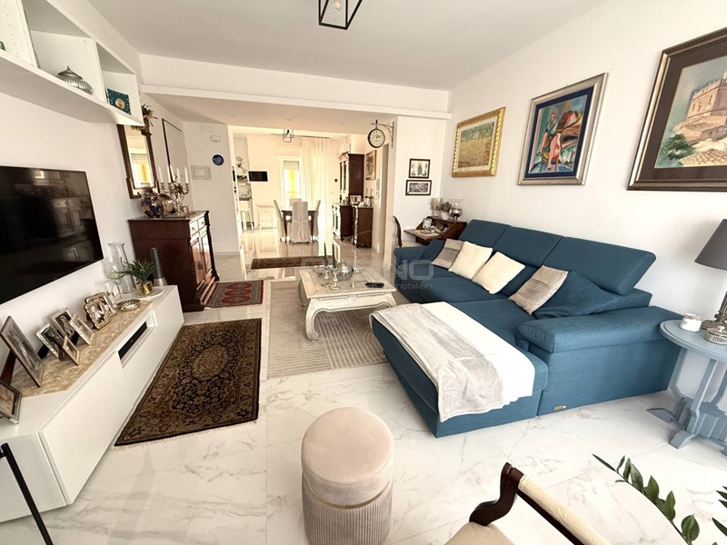 Appartamento in Vendita a Siracusa, 138'000&euro;, 120 m²