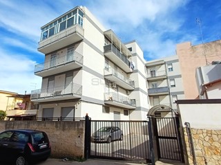 Trilocale in Vendita a Siracusa, 98'000&euro;, 105 m²
