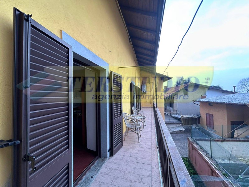 Trilocale in Vendita a Caprino Bergamasco, 120'000&euro;, 130 m²