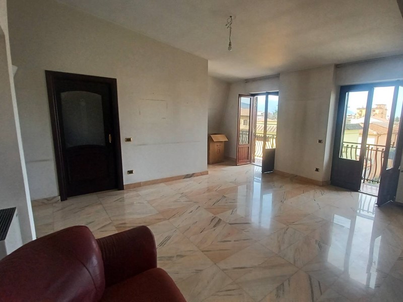 Appartamento in Vendita a Frosinone, 179'000&euro;, 125 m²