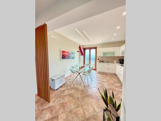 Trilocale in Vendita a Mercogliano, 180'000&euro;, 105 m²