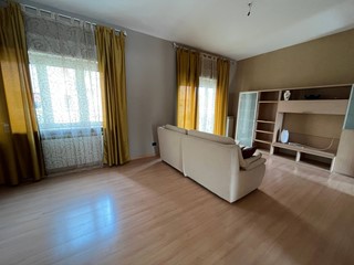 Appartamento in Vendita a Vasto, 130'000&euro;, 117 m²