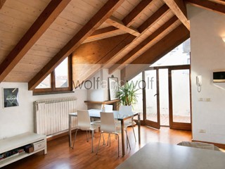 Attico in Vendita a Milano, 620'000&euro;, 82 m²