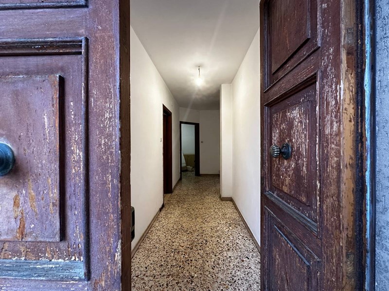 Trilocale in Vendita a Fermo, 70'000&euro;, 110 m²