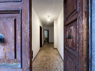 Trilocale in Vendita a Fermo, 70'000&euro;, 110 m²