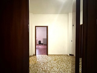 Quadrilocale in Vendita a Fermo, 90'000&euro;, 110 m²