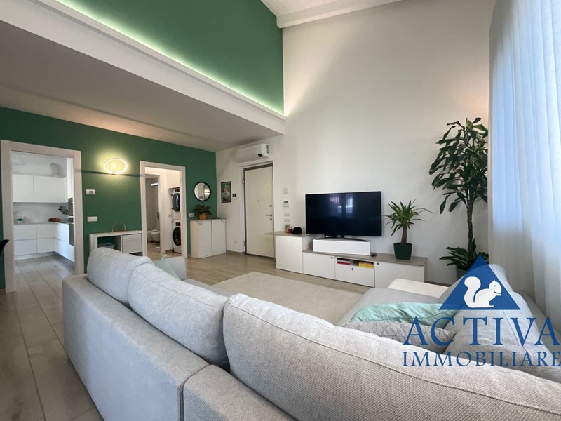 Trilocale in Vendita a Cislago, 290'000&euro;, 140 m²