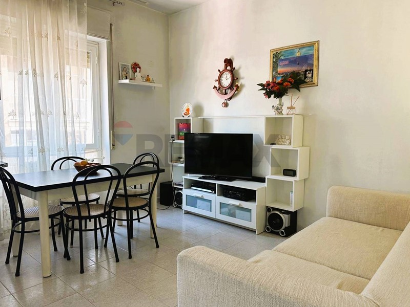 Trilocale in Vendita a Usmate Velate, 95'000&euro;, 75 m²