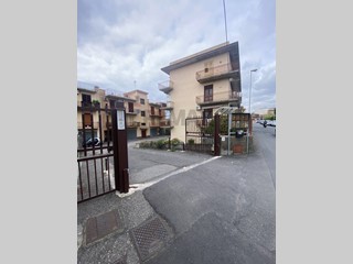 Appartamento in Vendita a Acireale, 145'000&euro;, 115 m²